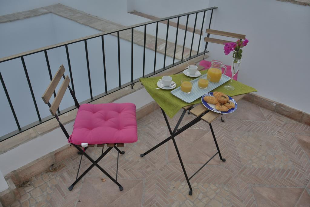 בורנוס Casa Rural Pueblos Blancos מראה חיצוני תמונה